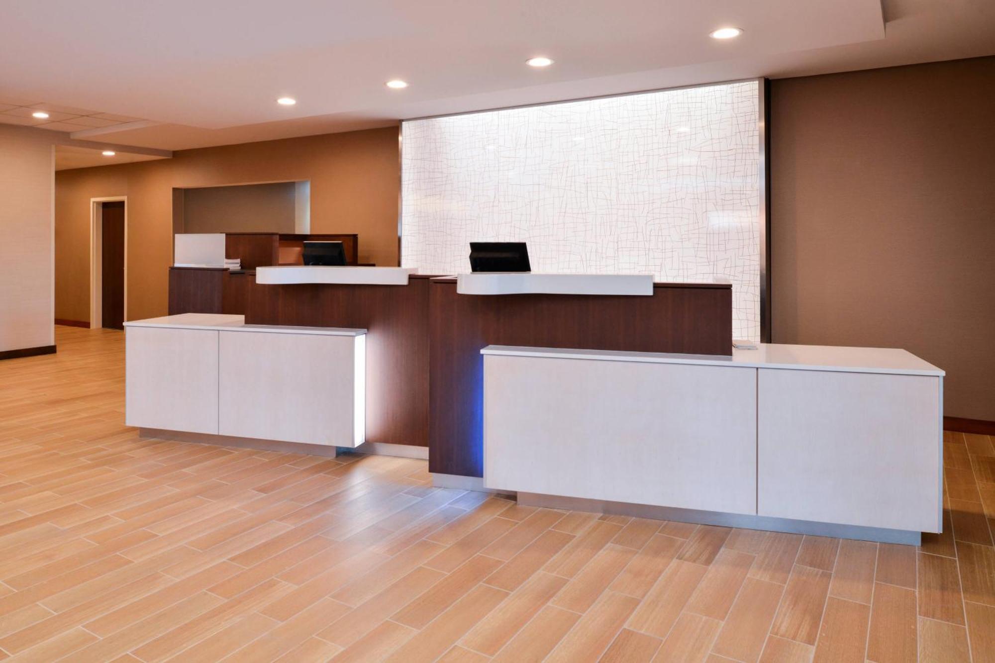 Fairfield Inn & Suites By Marriott Мартинсбърг Екстериор снимка