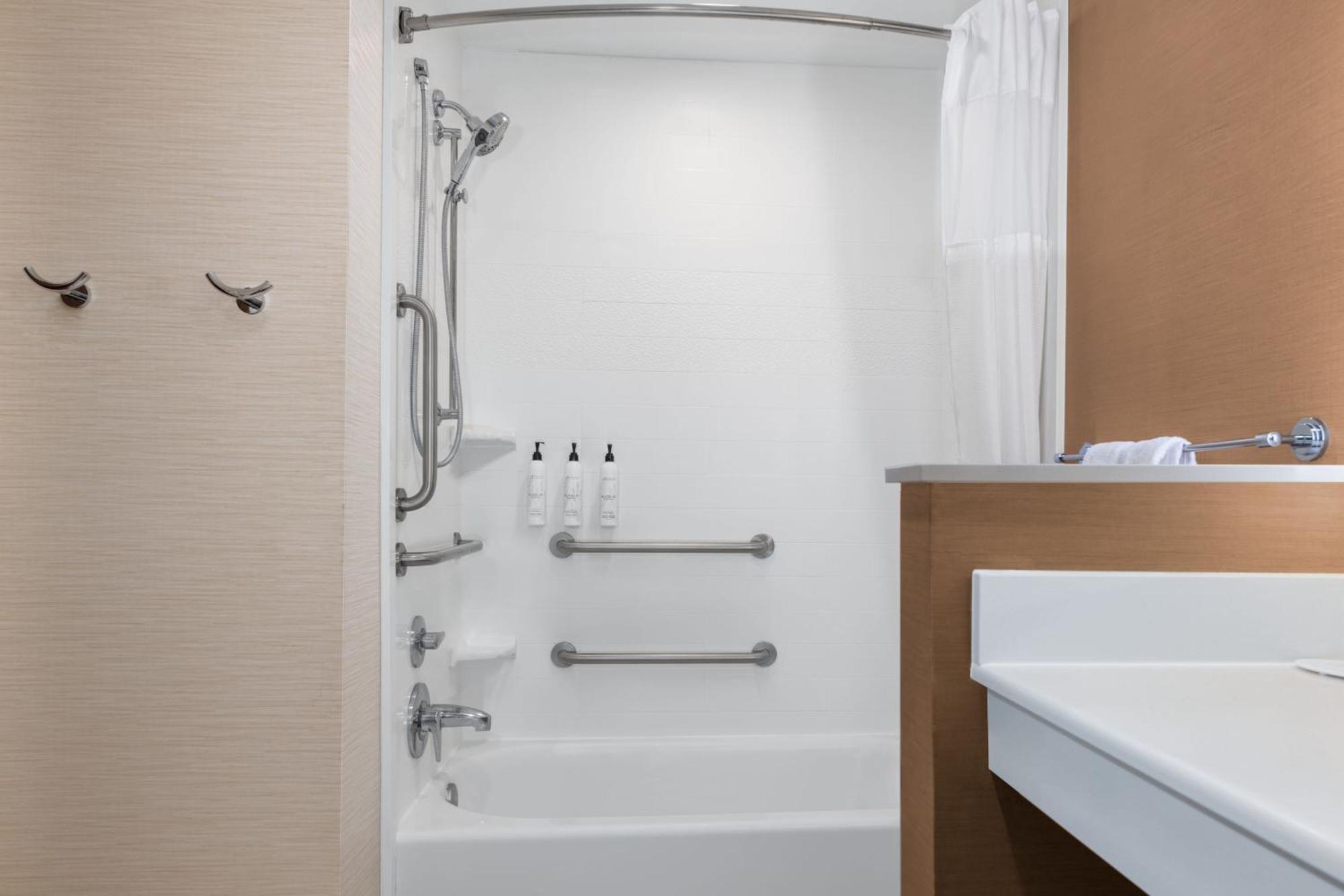 Fairfield Inn & Suites By Marriott Мартинсбърг Екстериор снимка